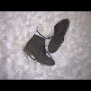 Steve Madden Boots